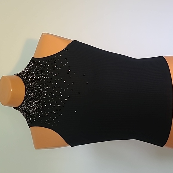 CARLISLE Black/ beaded neck light shirt. - Picture 1 of 6